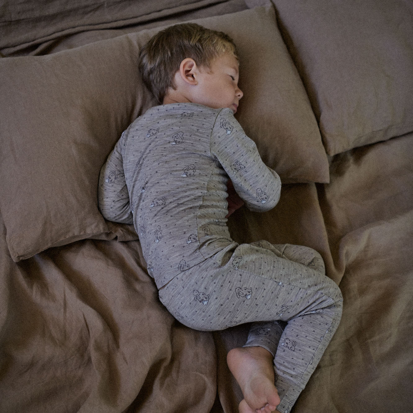 MER ESS 2PC PYJAMAS | Bramble Burrow Print Merino-Web-hover