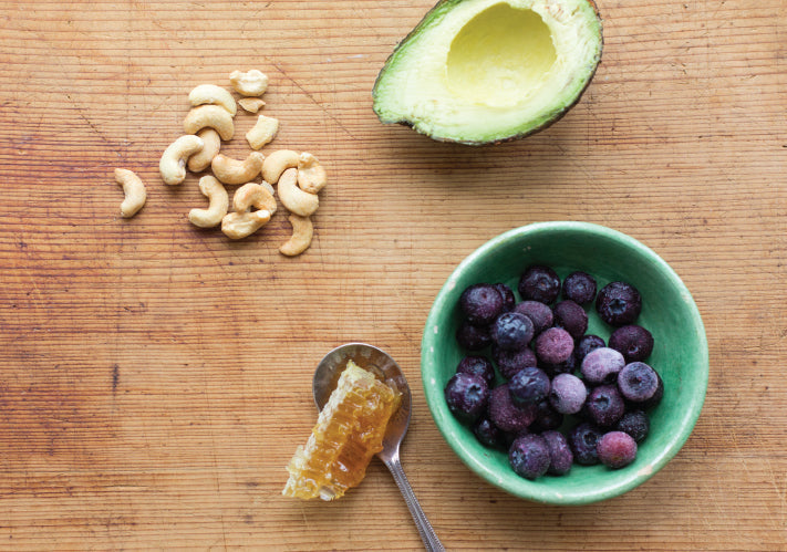 Recipe: A Nourishing Winter Smoothie - Nature Baby