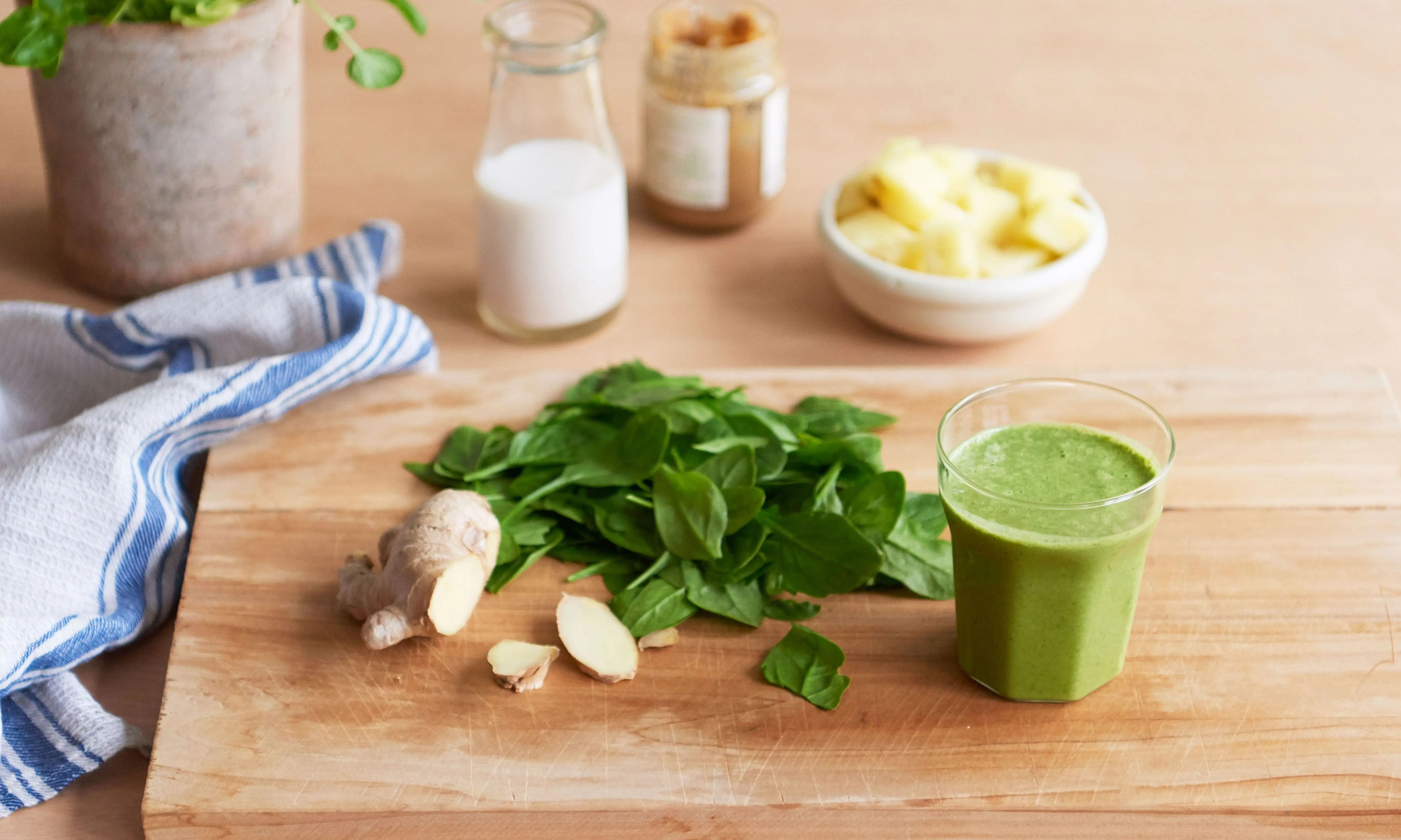 Refreshing And Energising Smoothie | Wellbeing