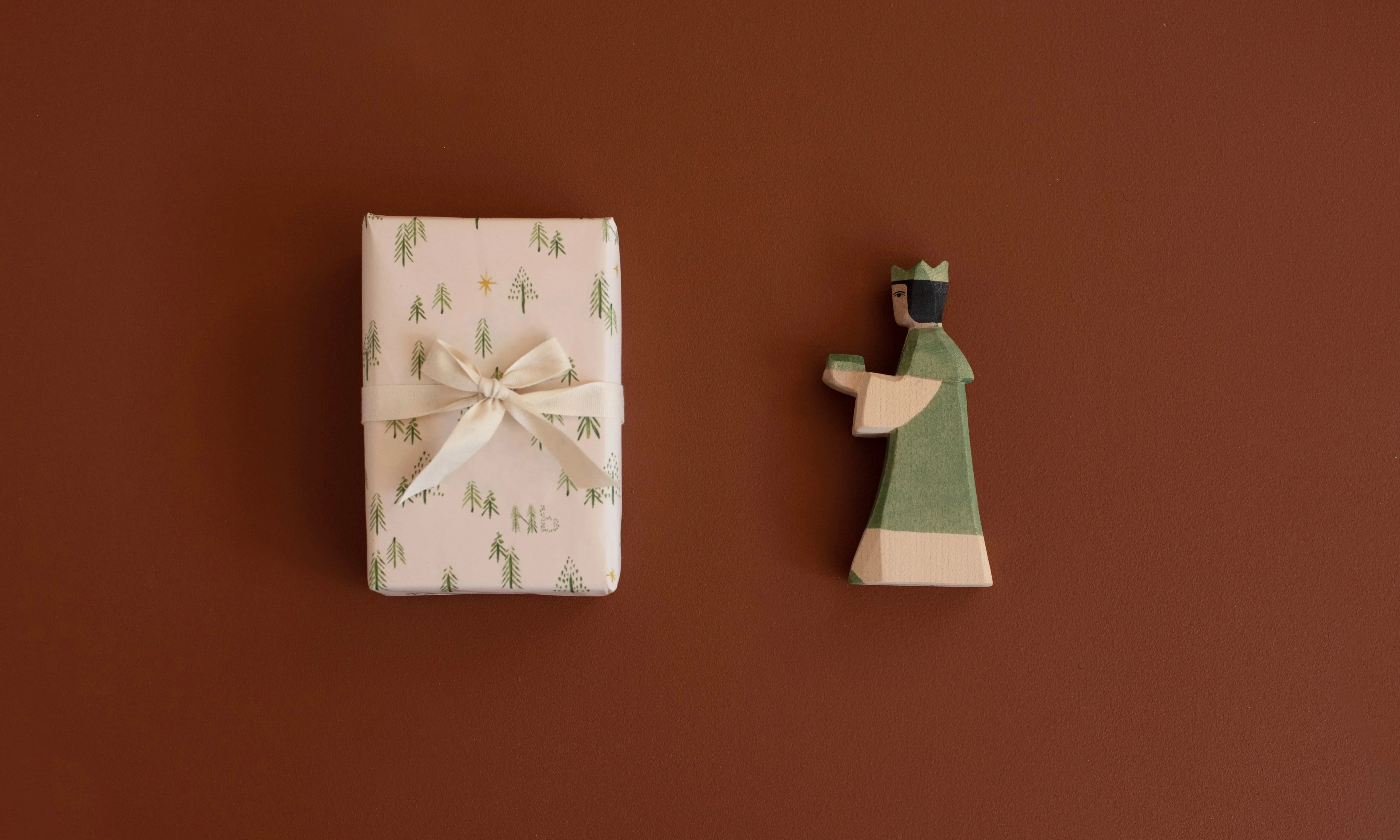 Simple Gifting This Christmas | Who We Are