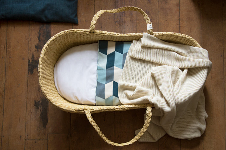 573248 Sleeping Naturally: Baby's First Bed | Sleep – Nature Baby