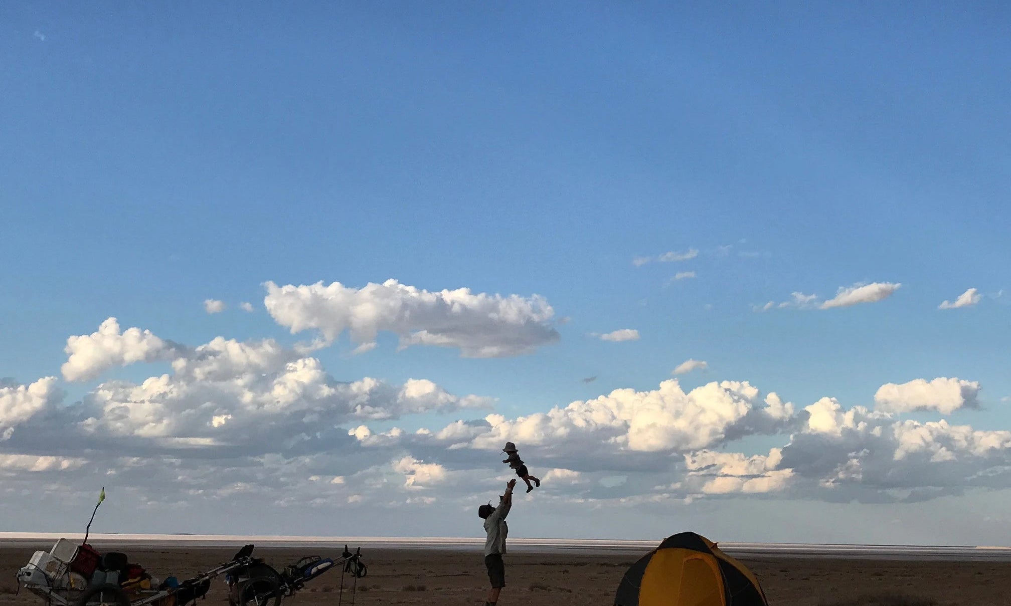 Walking Across Australia With The Jonesy's | Living