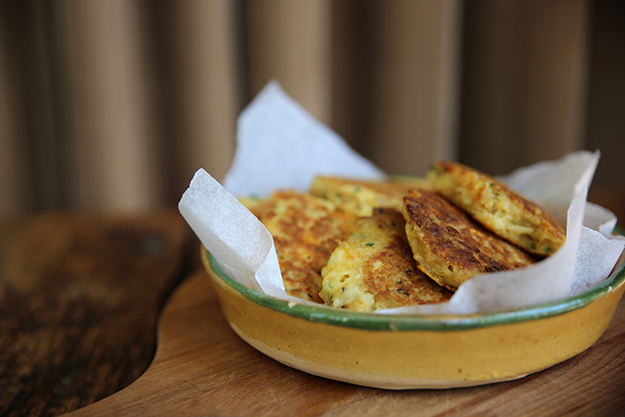 Recipe: Cauliflower, Cheddar & Chive Fritters | Wellbeing - Nature Baby