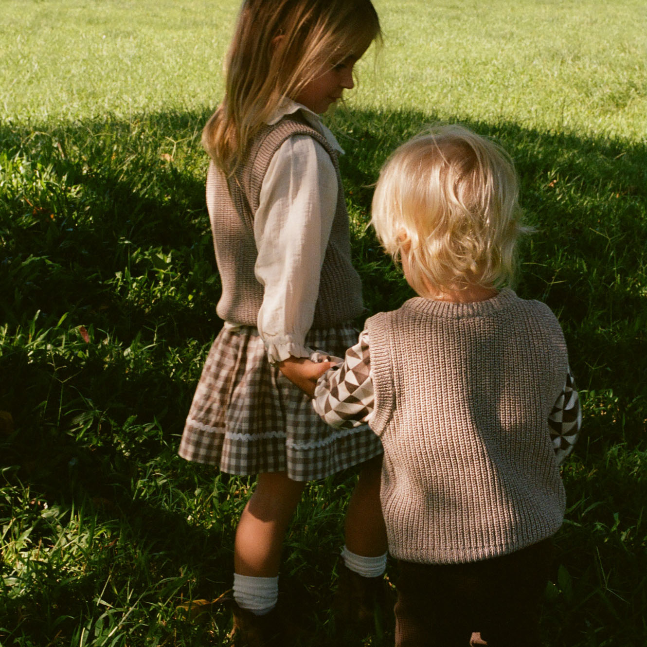 GARDNER VEST | Cub/Almond-Extra Img - 1