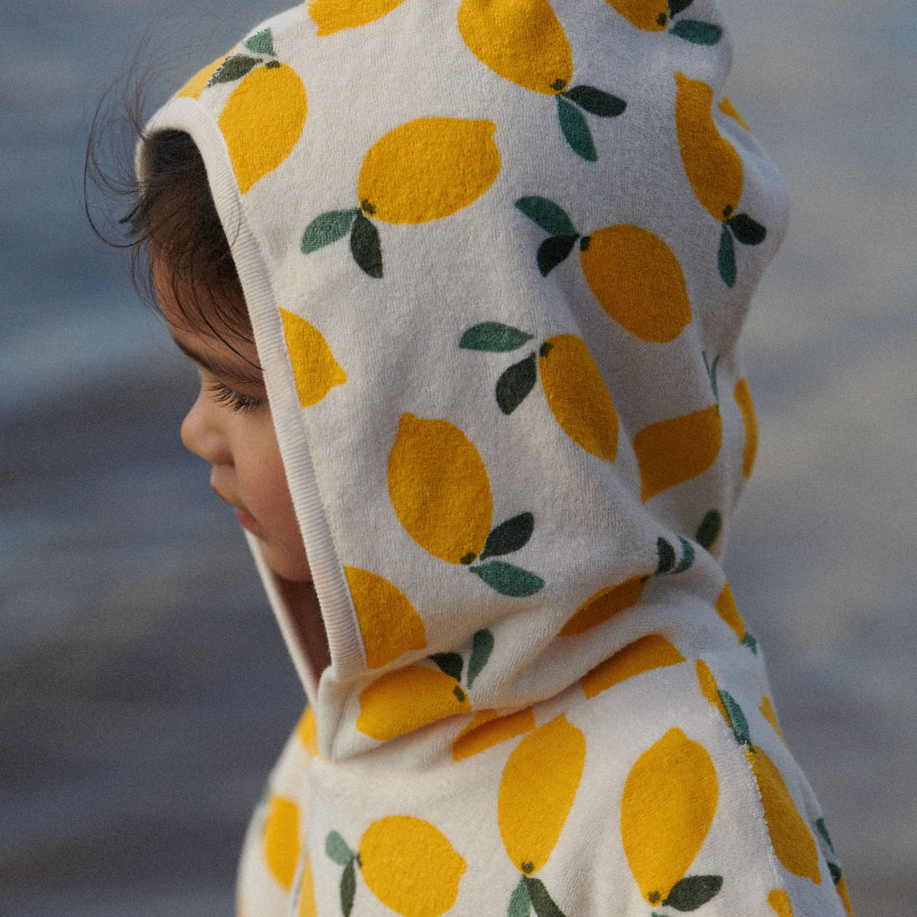 ORG COTTON PONCHO TOWEL | Lemon Print Terry-Extra Img - 1