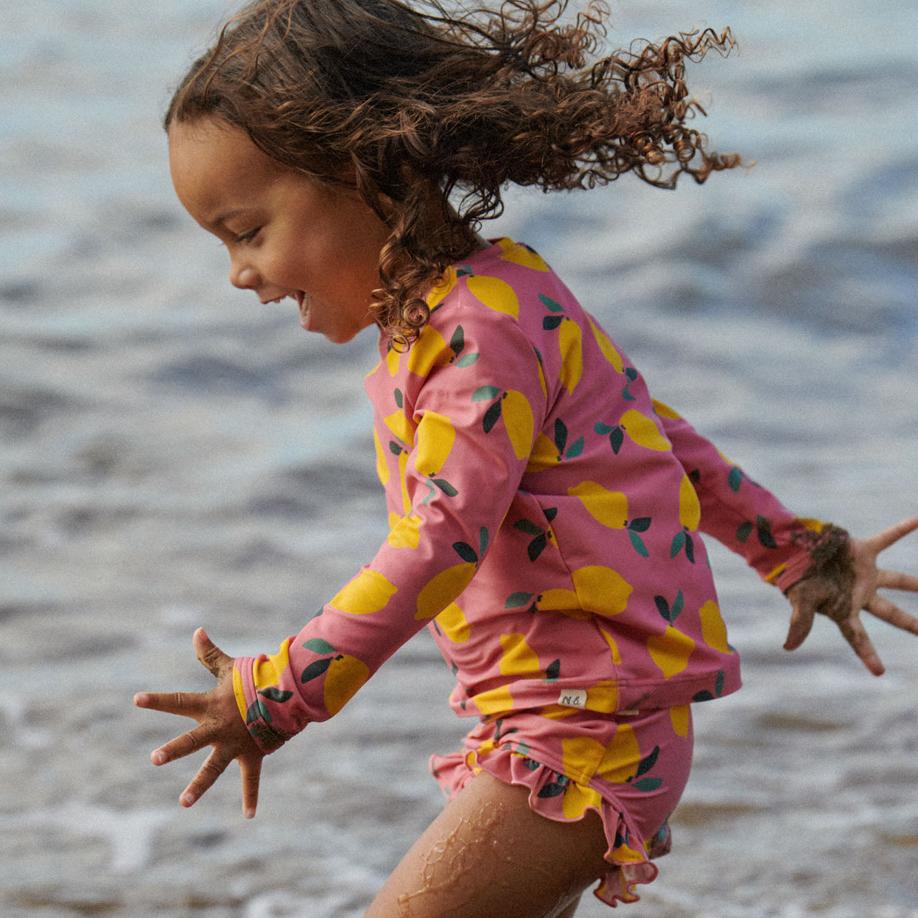 SPLASH TOP | Lemmony Rose Print-Web-hover