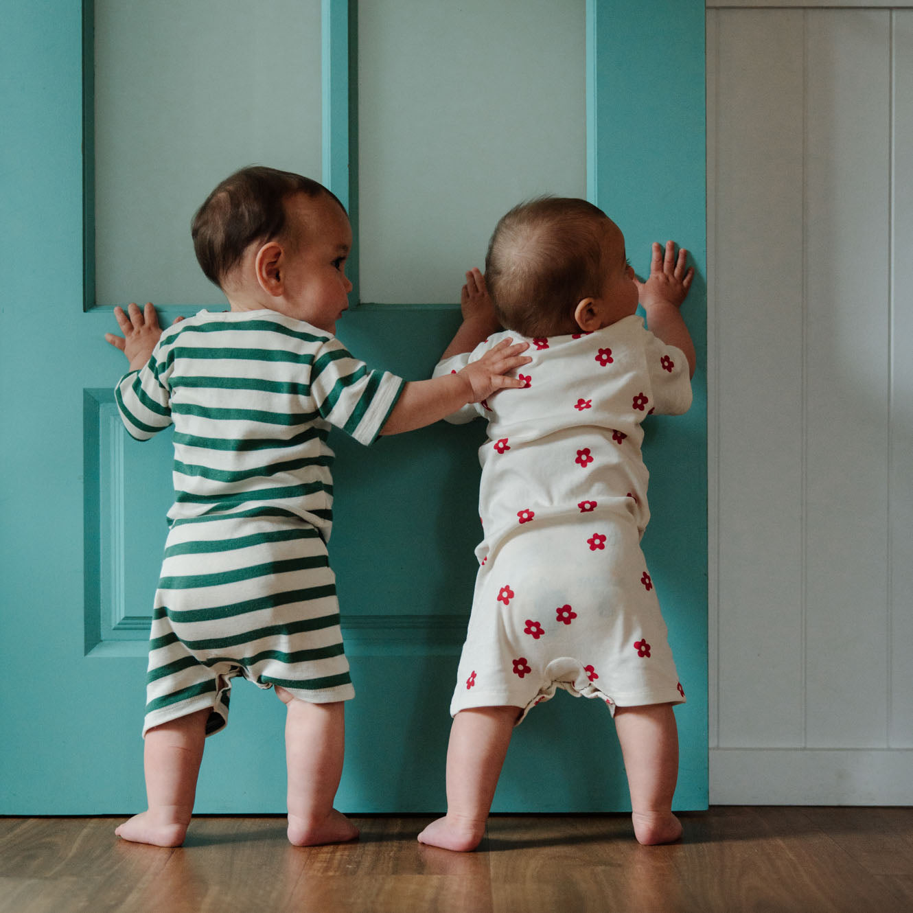 SUMMER SLEEPY SUIT | Peppermint Holiday Stripe-Web-hover